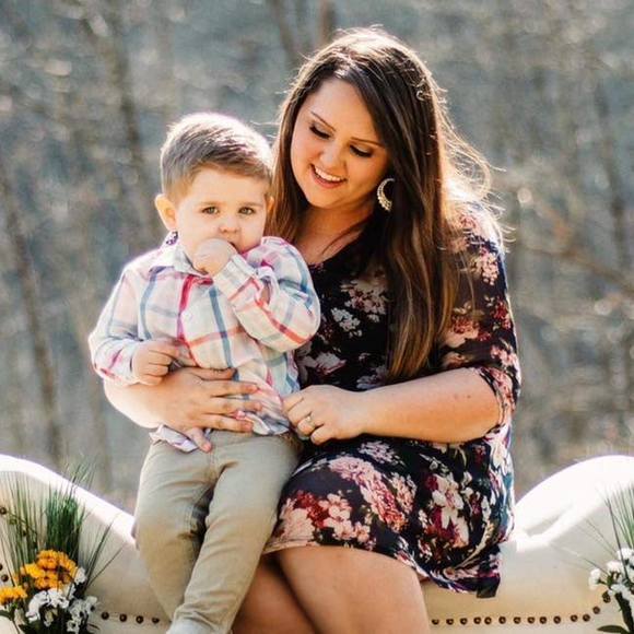 Meet your Posher, Shelby - Picture 1 of 1